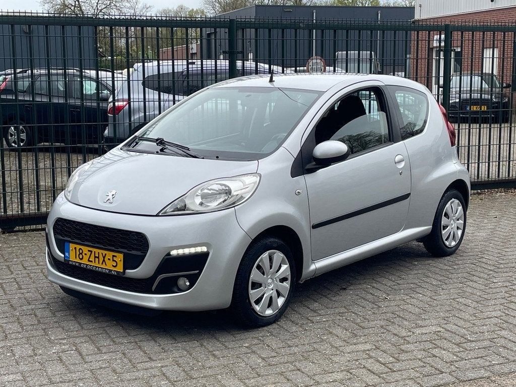 Peugeot 107 1.0 Active Airco, Led, Auto's, Euro 5, Stof, Gebruikt, Zwart