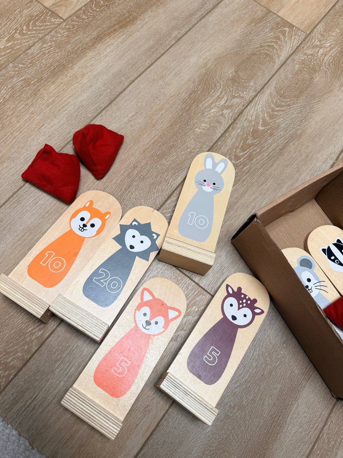 Pittenzak gooien spel met dierenfiguren houten set, Ophalen of Verzenden, Zo goed als nieuw, Jongen of Meisje