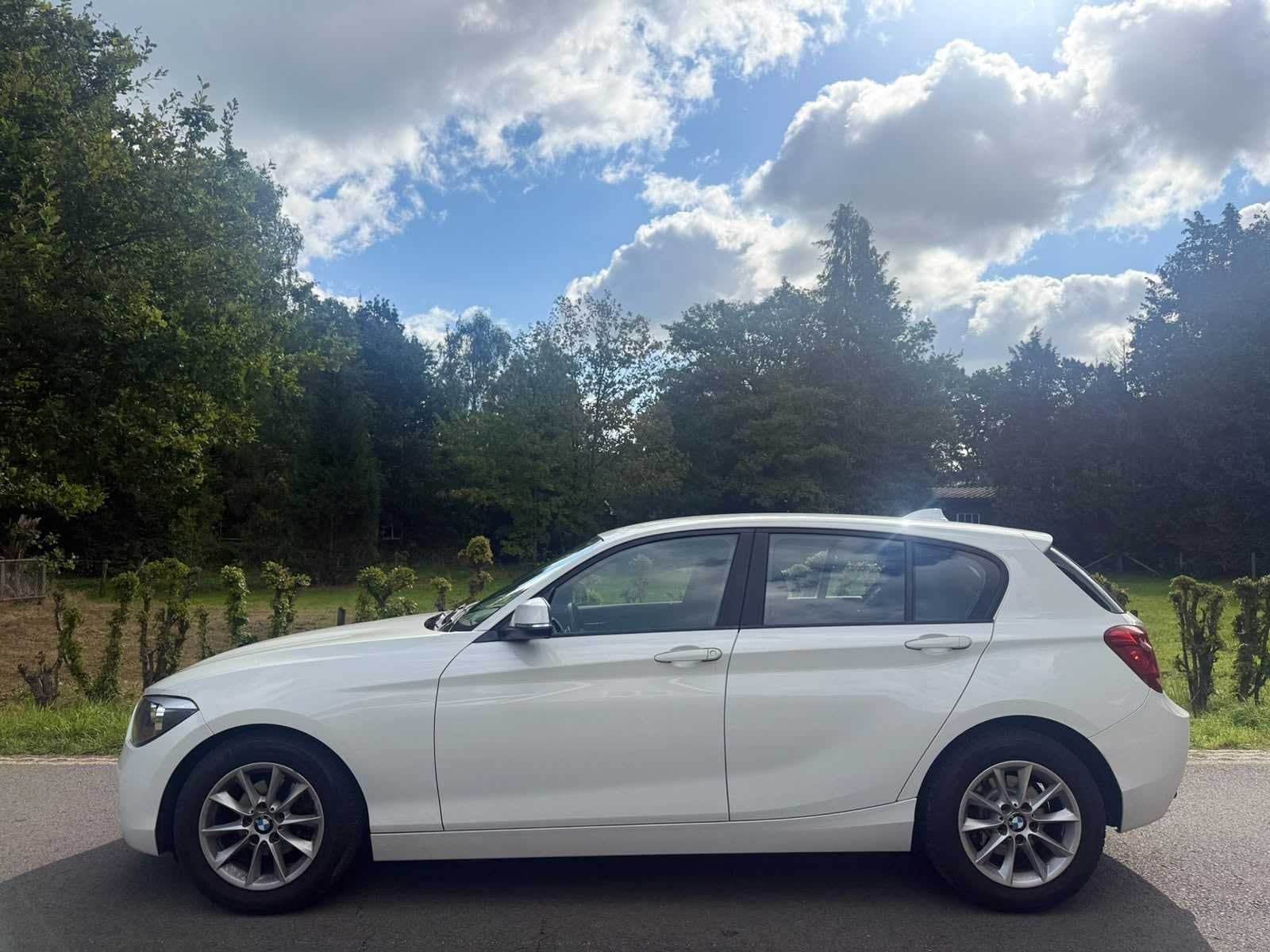 BMW - 2012 - 1-serie - 114i EDE Business - HKJ-43-Z - Person, Auto's, 1-Serie, Euro 5, Achterwielaandrijving, Gebruikt