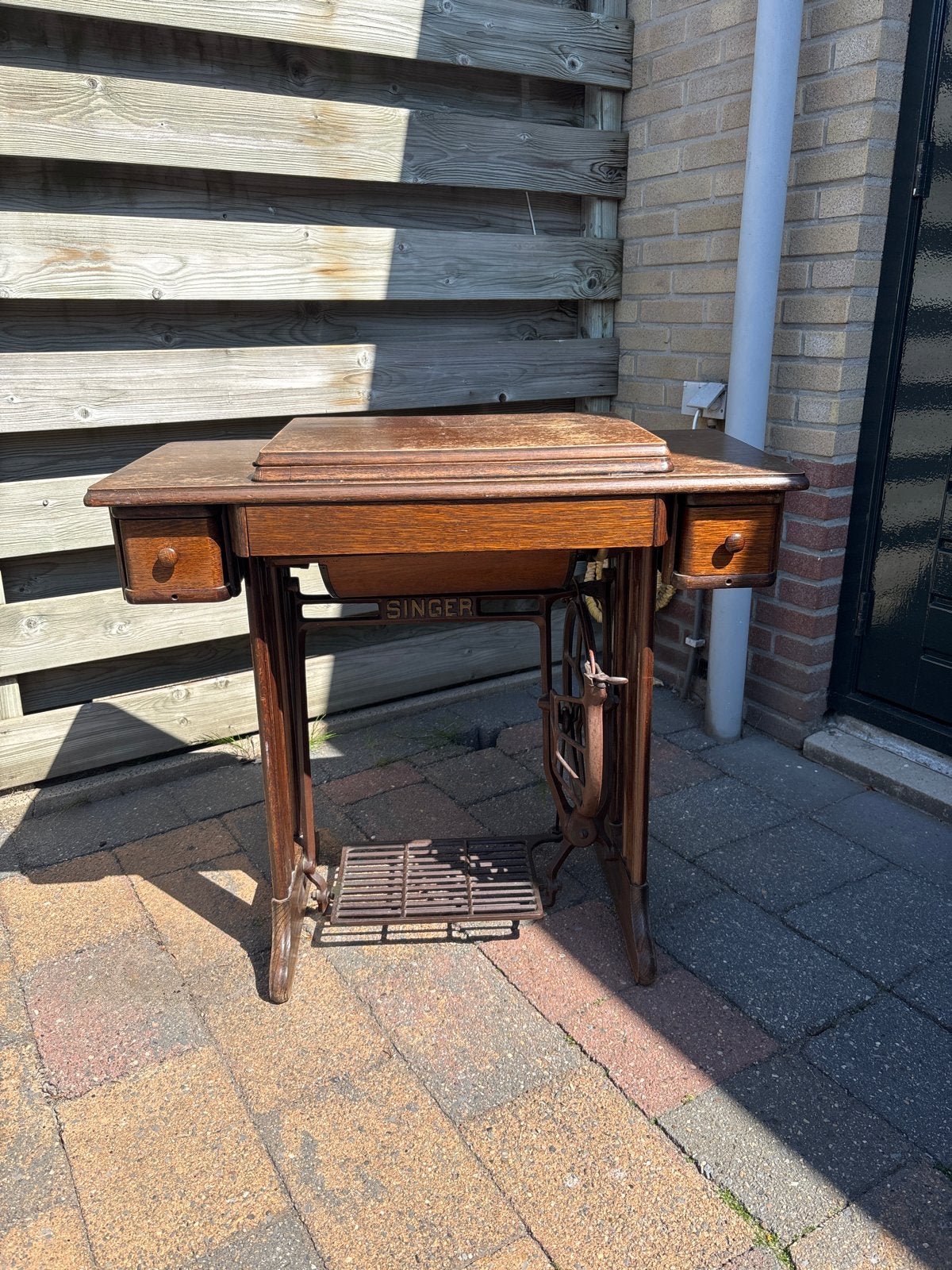 Antieke Singer Naaimachine met Houten Kast, Antiek en Kunst, Antiek | Naaimachines, Ophalen