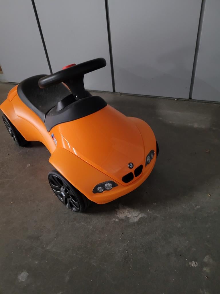 Loopauto BMW M3 oranje, Kinderen en Baby's, Speelgoed | Buiten | Voertuigen en Loopfietsen, Ophalen, Zo goed als nieuw