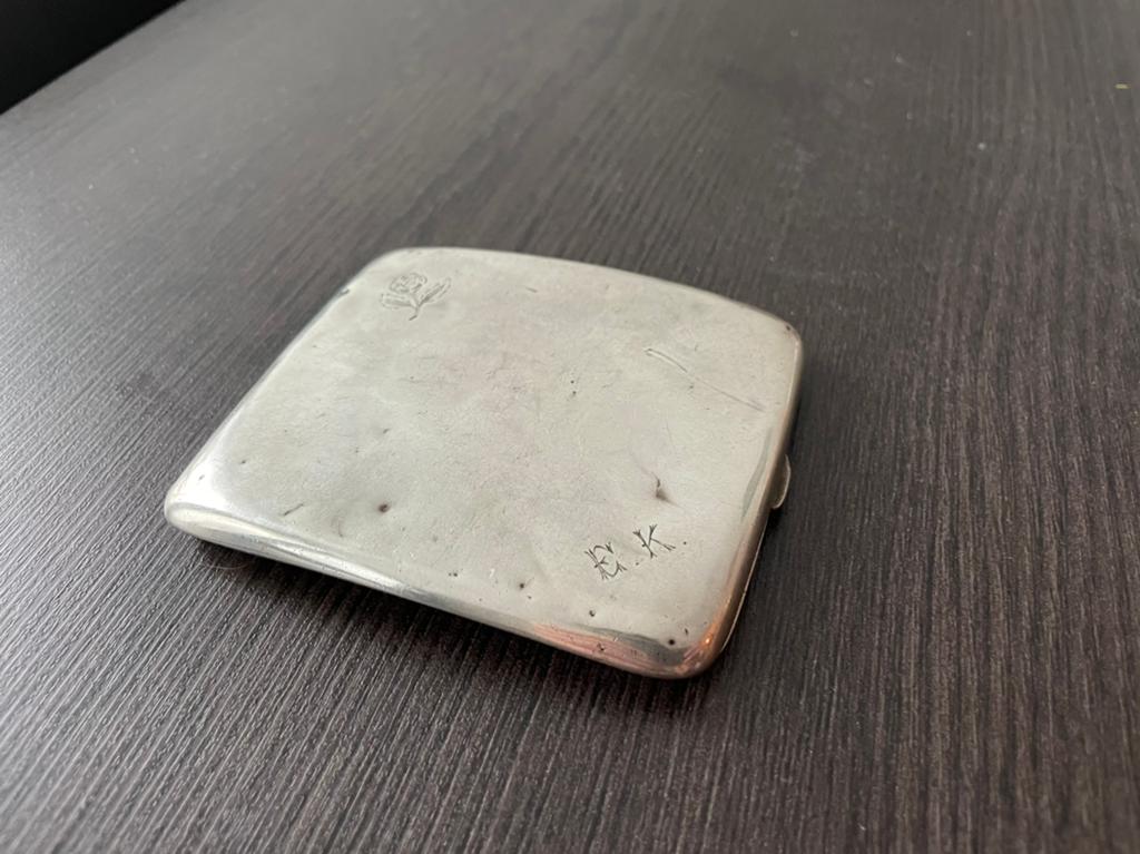 Zilveren sigarettendoosje. Sterling zilver 1915. 93 gram, Antiek en Kunst, Antiek | Goud en Zilver, Ophalen of Verzenden, Zilver