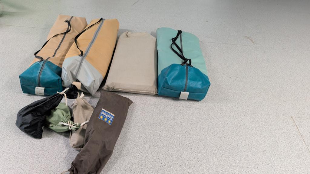 Falco Steenarend 4 - Ruime en comfortabele tunneltent, Caravans en Kamperen, Tenten, Ophalen, Gebruikt, Tot en met 4