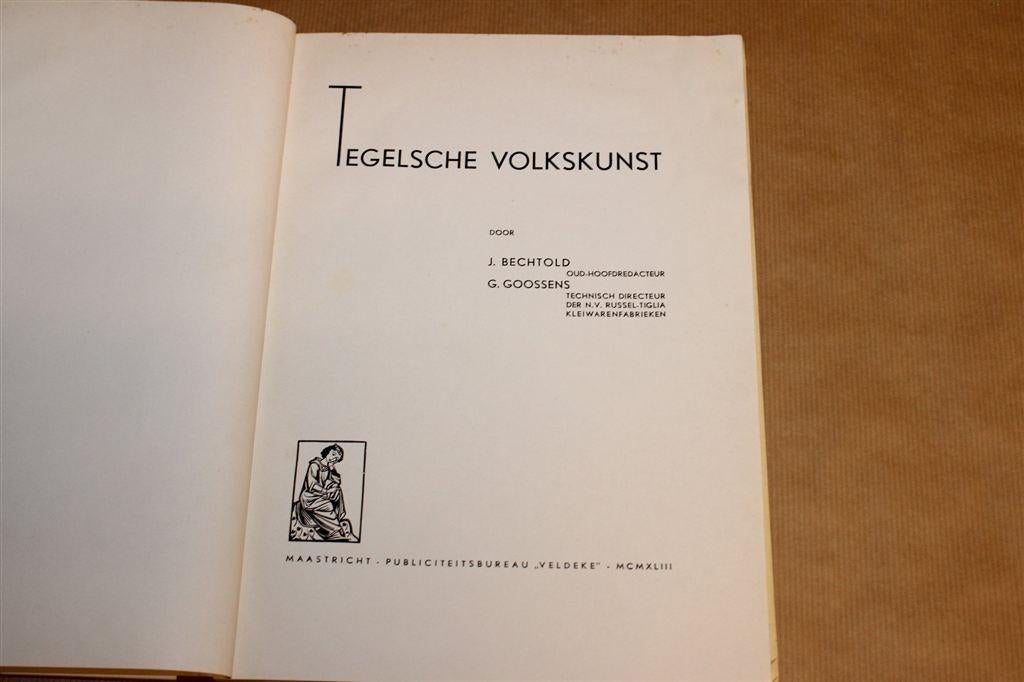 Tegelsche Volkskunst — Beeldbank Maastricht [1943], Ophalen of Verzenden, Gelezen