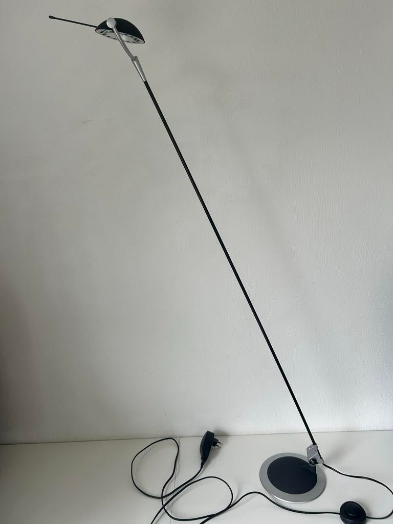 Oligo Italiaans design vloerlamp, Ophalen of Verzenden, Gebruikt, Metaal, 150 tot 200 cm