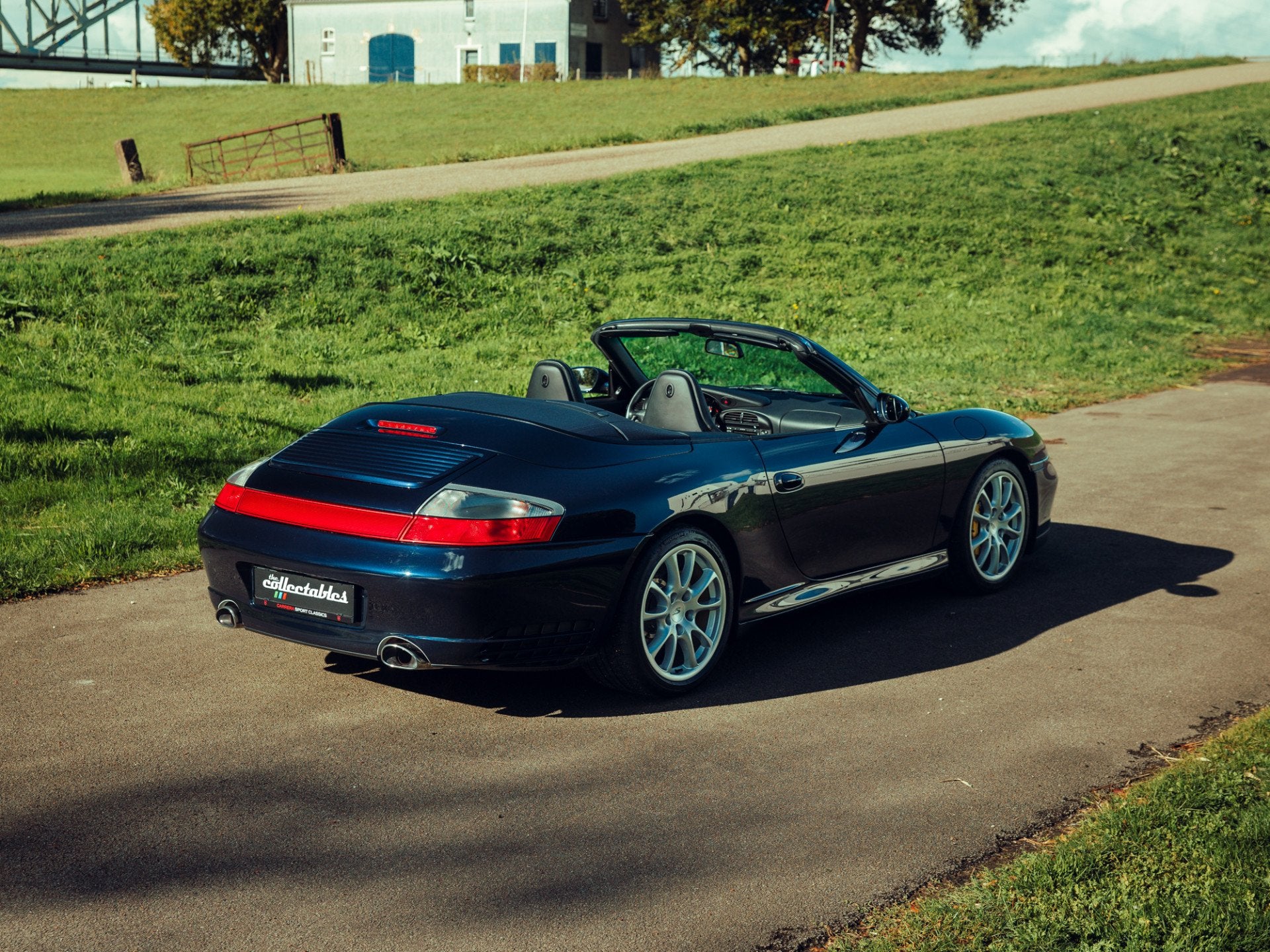 Porsche 911 Cabrio 3.6 Carrera 4S Handgeschakeld PCCB Porsch, Auto's, Dealer onderhouden, Gebruikt, Zwart, Cabriolet
