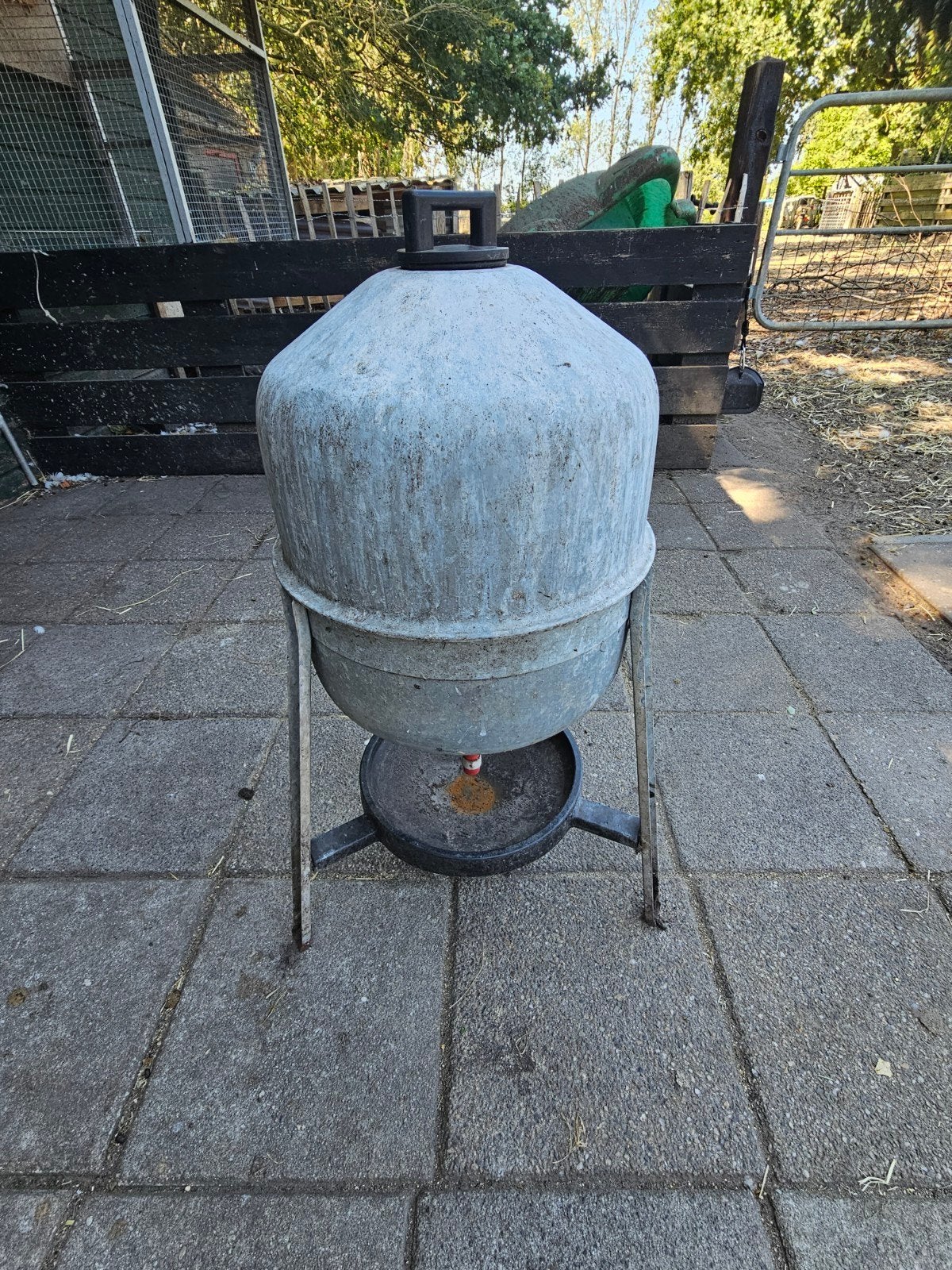 water silo voor kippen/ eenden /pluimvee, Ophalen of Verzenden, Gebruikt, Drinken en Voederen
