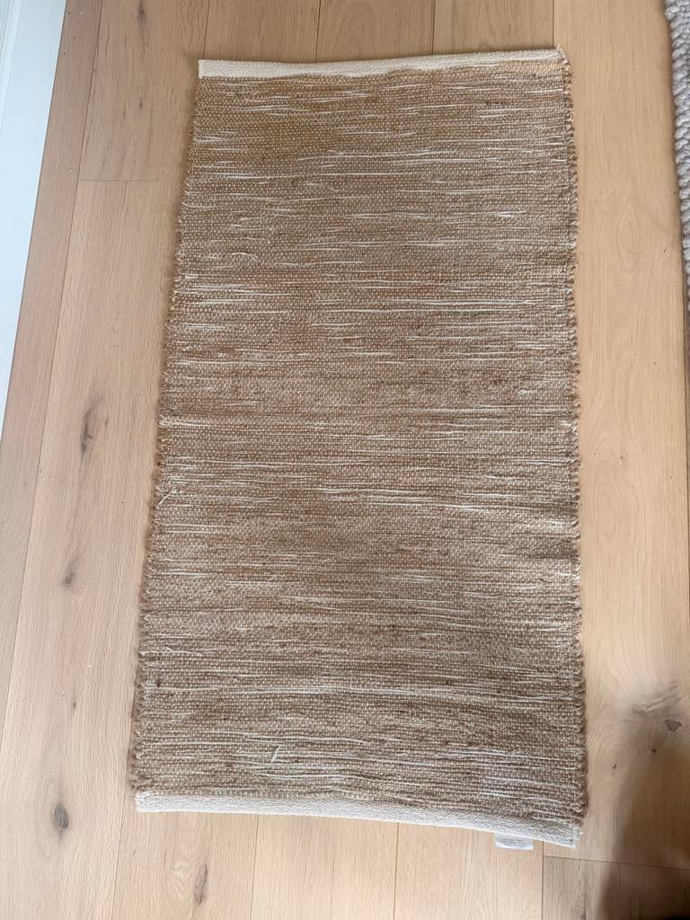Jutte vloerkleed 50 x 80 cm, Beige, Zo goed als nieuw, Rechthoekig, 50 tot 100 cm