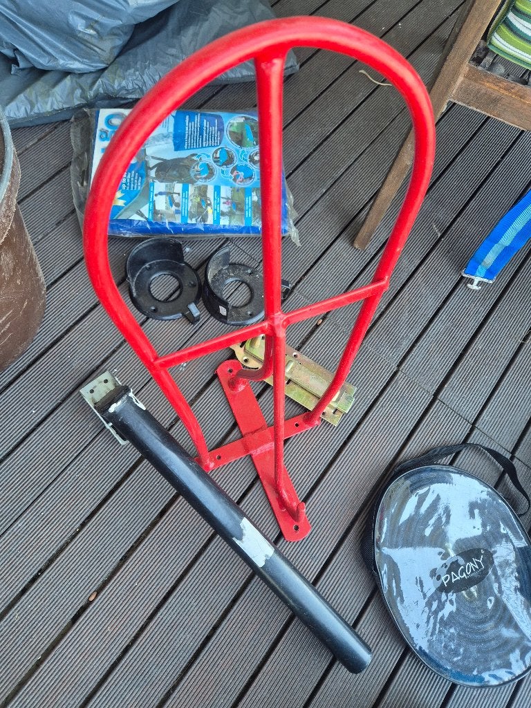 Diverse stal | zadelsteun, hoofdstelsteun, hooizak, waterzak, Ophalen of Verzenden, Gebruikt