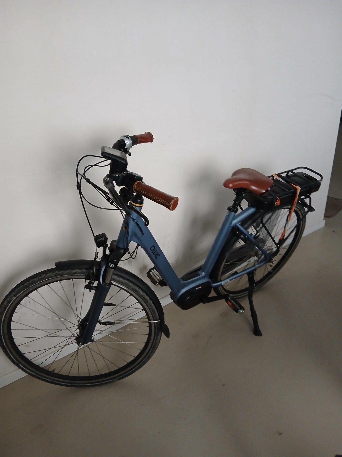 qwic electrische fiets nieuwe motor2350 km  nieuwstaat, Fietsen en Brommers, 2 zitjes, 47 tot 50 cm, Nieuw, Ophalen