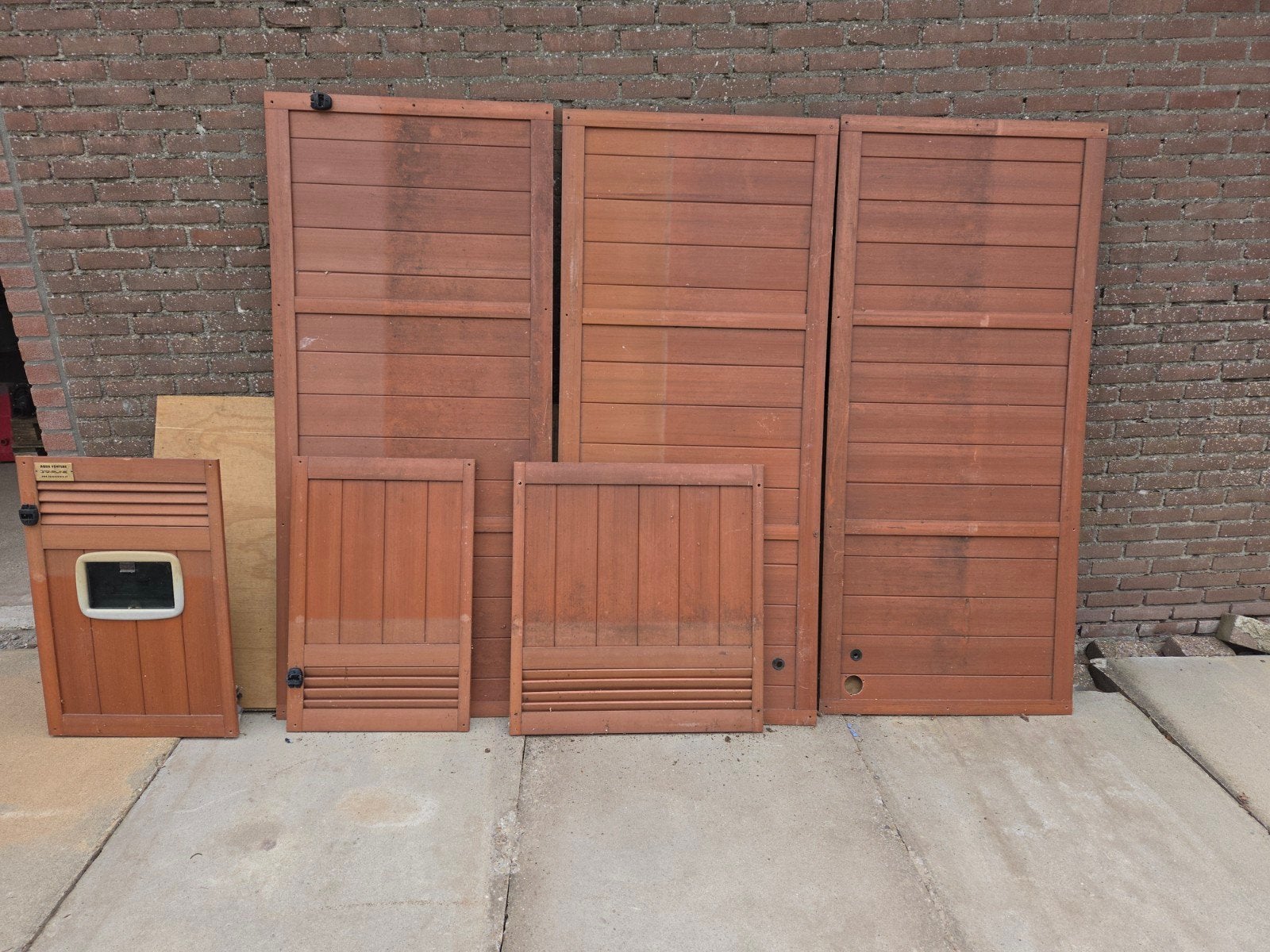 omkasting voor Sundance jacuzzi kleur licht bruin, Tuin en Terras, Bubbelbaden en Hottubs, Ophalen, Gebruikt, Vast