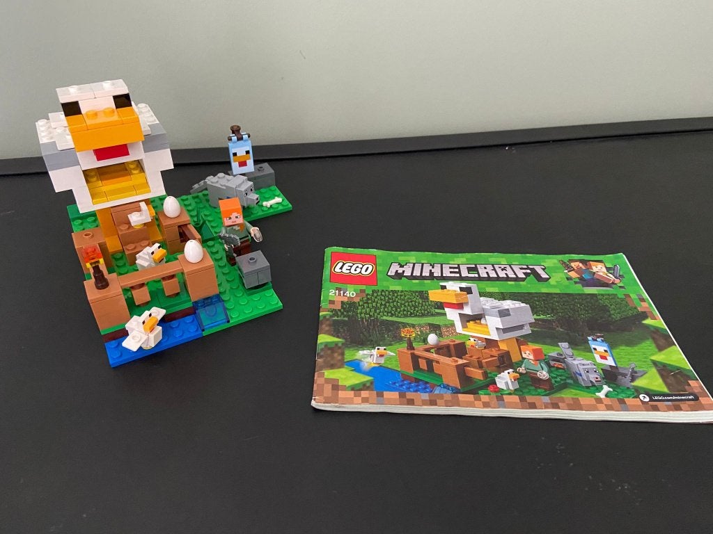 LEGO - 21140 - Minecraft - The Chicken Coop, Kinderen en Baby's, Minecraft, Lego, Ophalen of Verzenden, Zo goed als nieuw