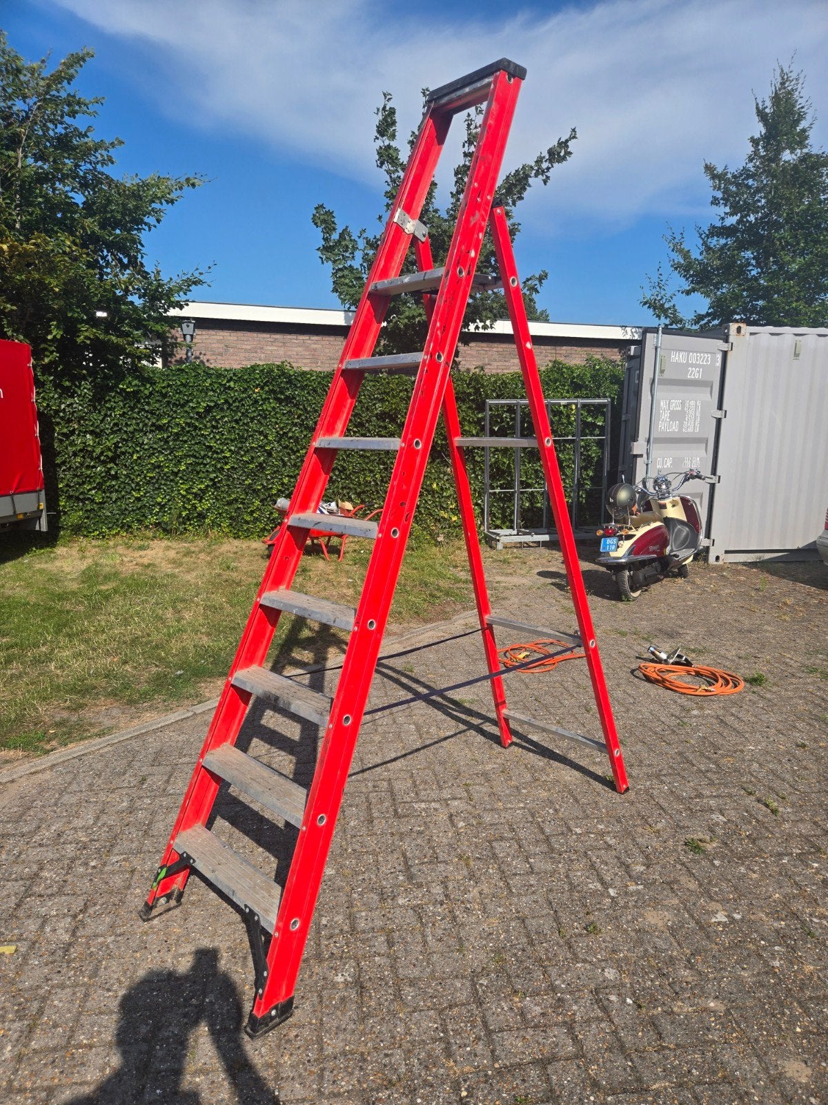 Altrex trap in zeer goede staat, Ophalen of Verzenden, Zo goed als nieuw, Trap, 2 tot 4 meter