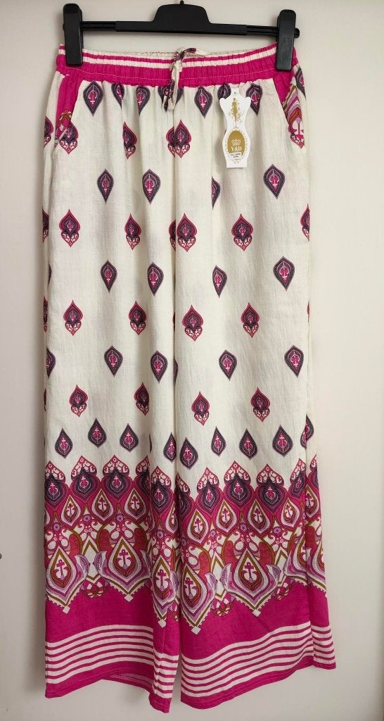 SUPER GAVE en TRENDY broek met print en wijde pijpen mt. S/M, Maat 38/40 (M), Meerkleurig, Nieuw, Ophalen of Verzenden