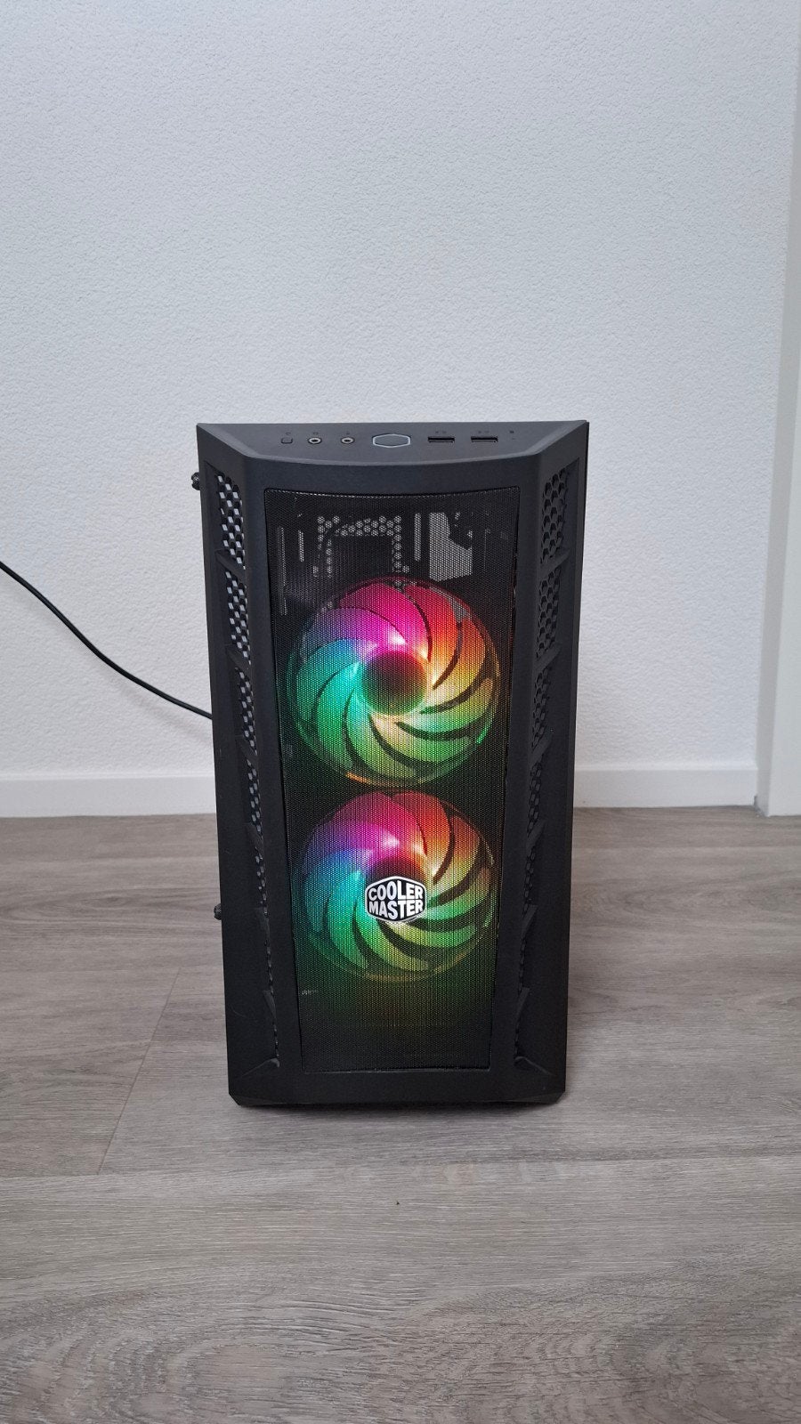 Cooler Master PC-behuizing met in-case display, Computers en Software, Computerbehuizingen, Ophalen, Cooler Master, Zo goed als nieuw