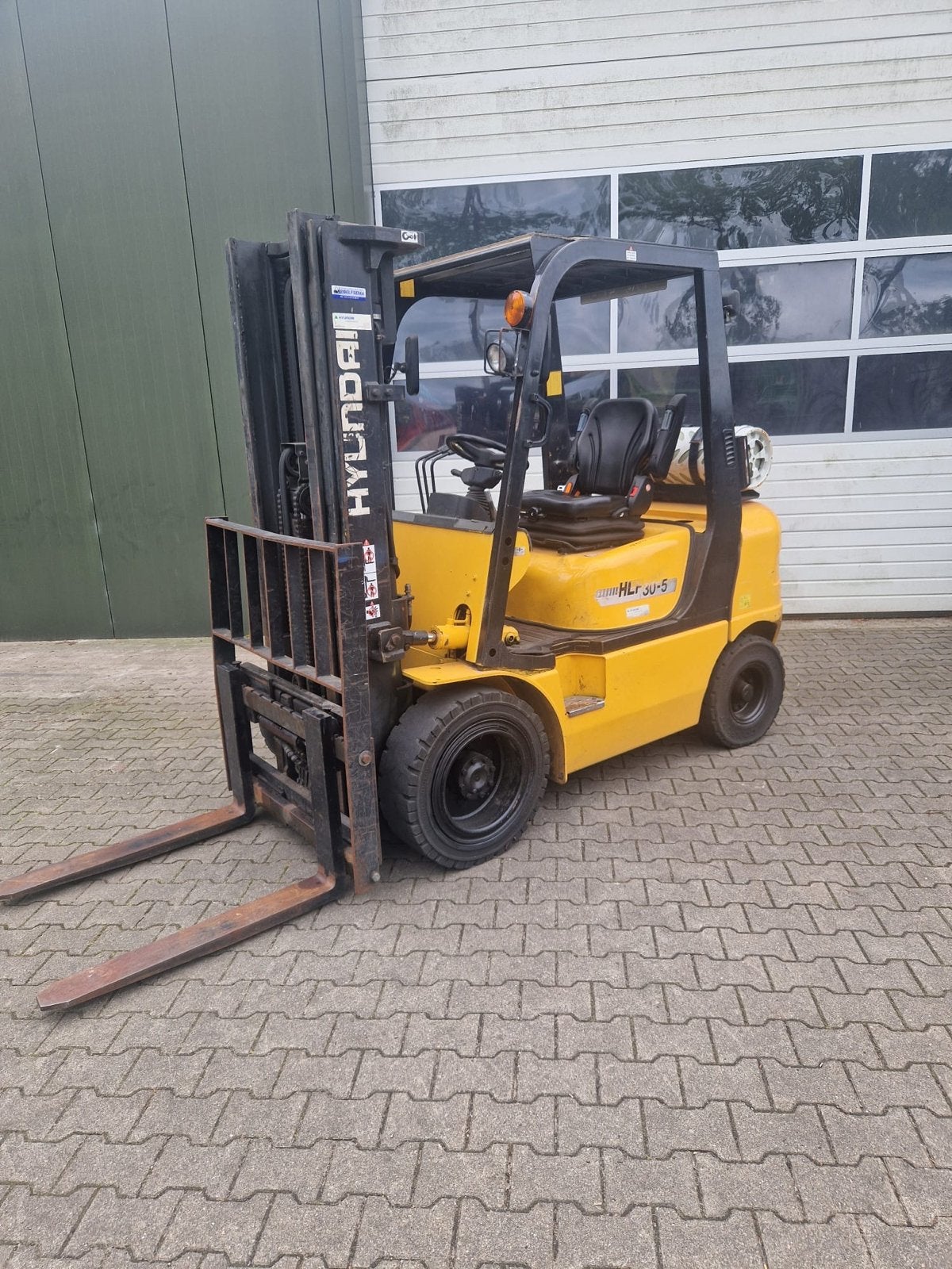 Hyundai HLF30 Heftruck Nette Machine, Zakelijke goederen, Machines en Bouw | Heftrucks en Intern transport, 2000 tot 3000 kg, Ophalen of Verzenden