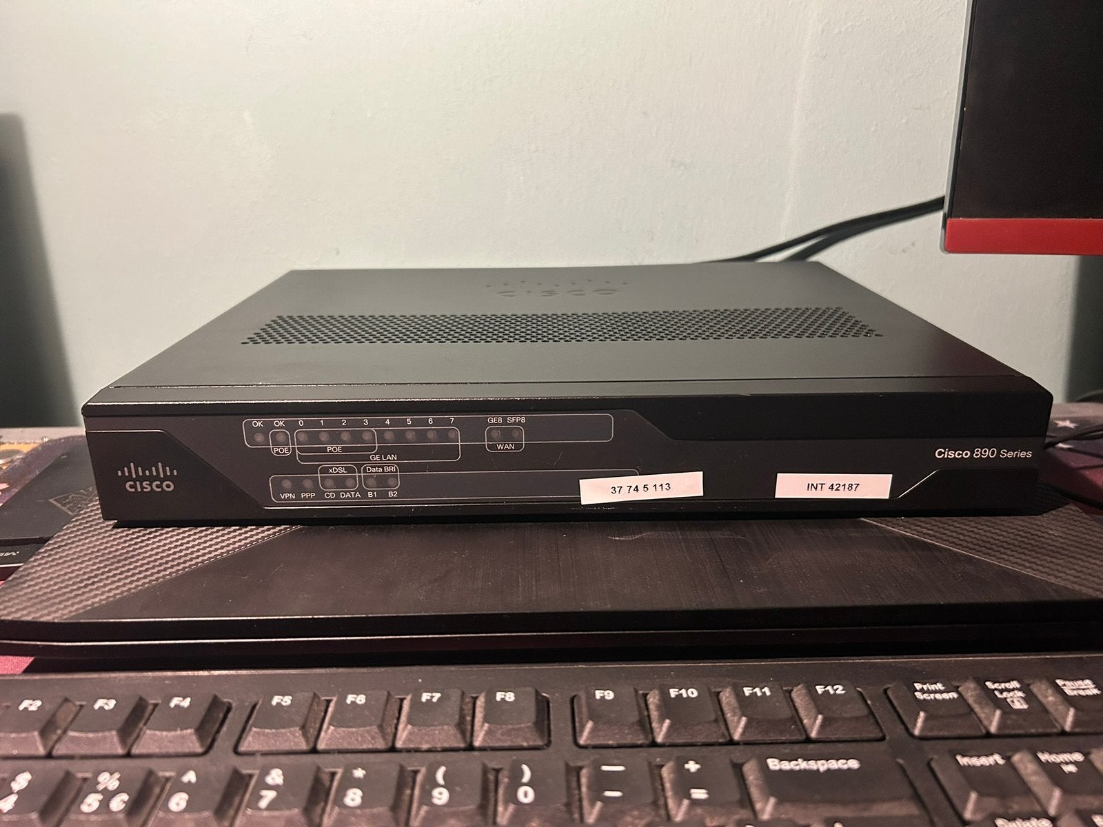 Cisco 897VA Router VDSL2/ADSL2+ vpn 3G/ 4G - getest werkend, Ophalen of Verzenden, Zo goed als nieuw, Router met modem