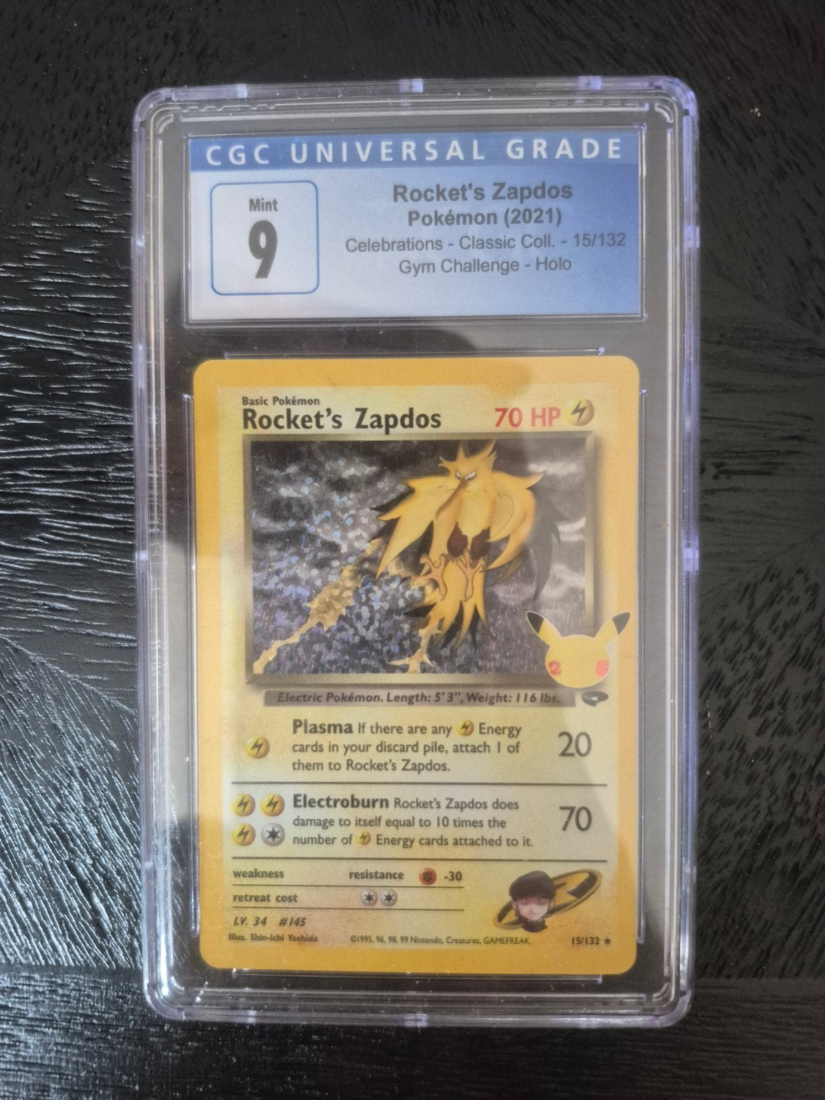 Rocket's Zapdos Holo CGC 9 - Team Rocket Pokémon Kaart, Hobby en Vrije tijd, Verzamelkaartspellen | Pokémon, Ophalen of Verzenden