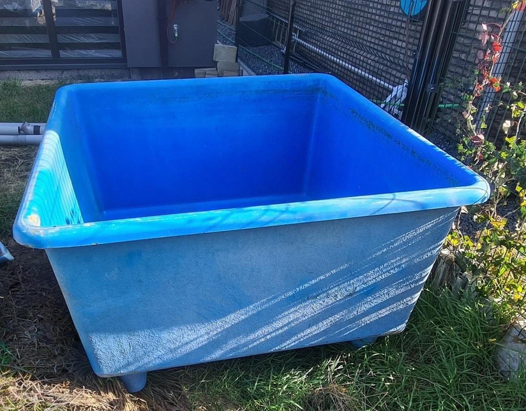 Quarantainebak met drain, Ophalen