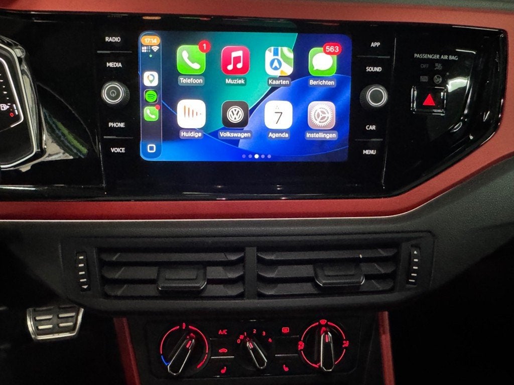 Volkswagen POLO 2.0 GTI / DSG / Virtual Cockpit / Apple CarP, Automaat, Gebruikt, 4 cilinders, Lane Keeping Assist