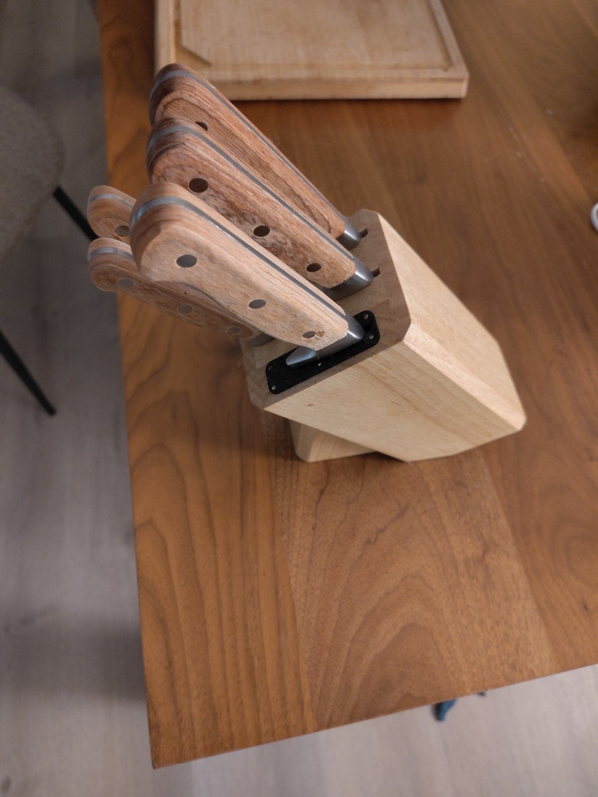 knifeset, Ophalen
