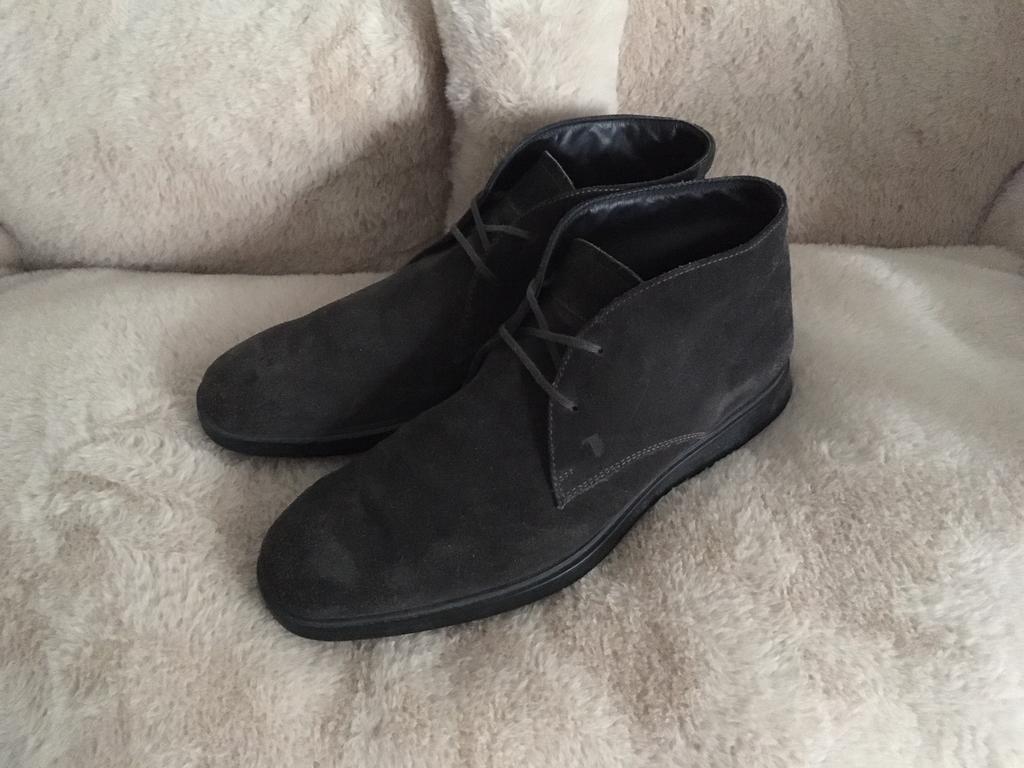 Tod’s Boots, Suède Dark Gray, UK 7 EU 40.5, Bruin, TOD’S, Boots, Ophalen of Verzenden
