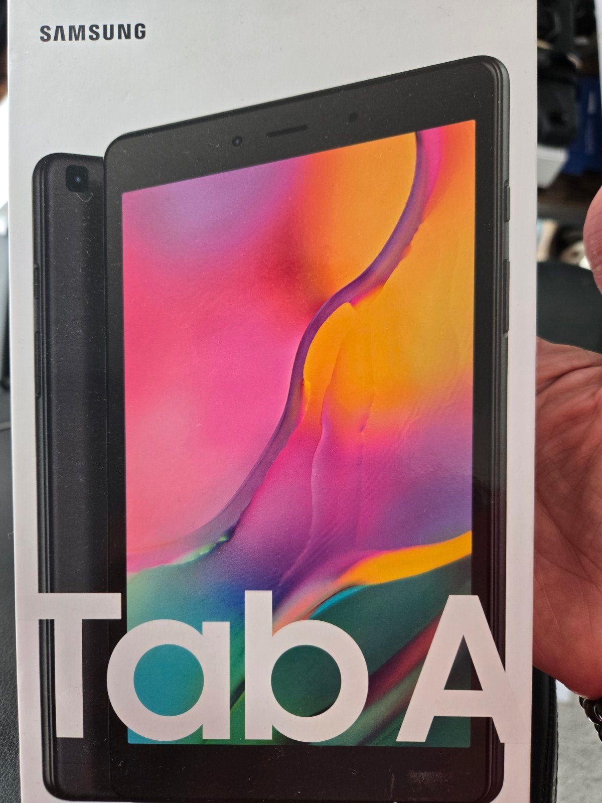 Foto 2 van Samsung Galaxy Tab A 8.0" (2019) 32GB LTE met hoes