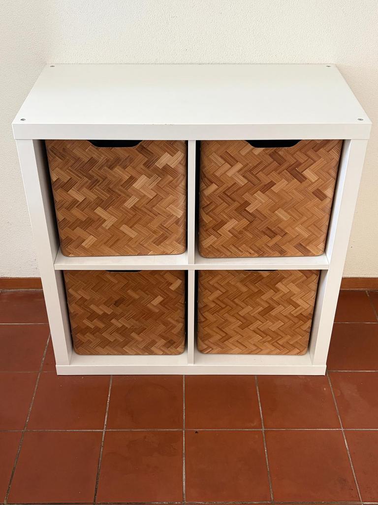 Ikea Kallax Wit 77X77 met mandjes, Ophalen of Verzenden, Zo goed als nieuw