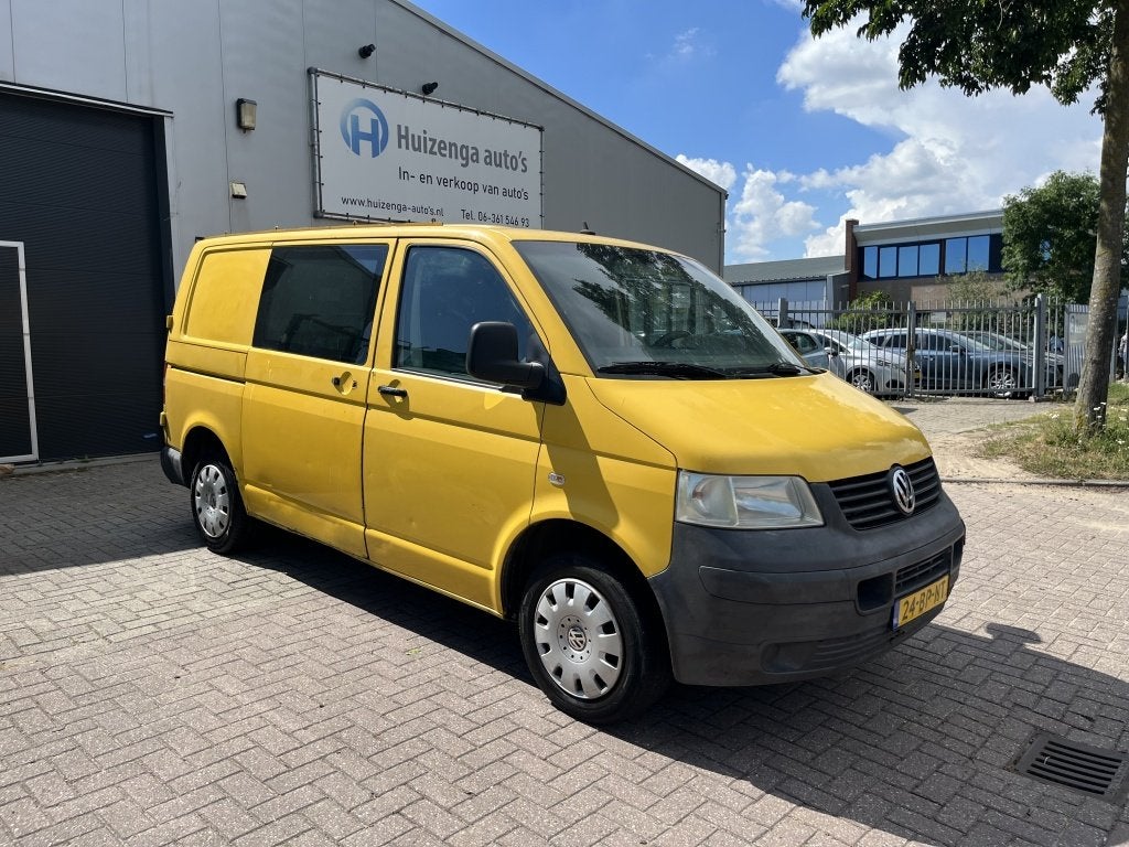 Volkswagen Transporter 1.9 TDI Base| EXPORT BUS!| MET APK!, Auto's, Voorwielaandrijving, Gebruikt, 4 cilinders, Volkswagen