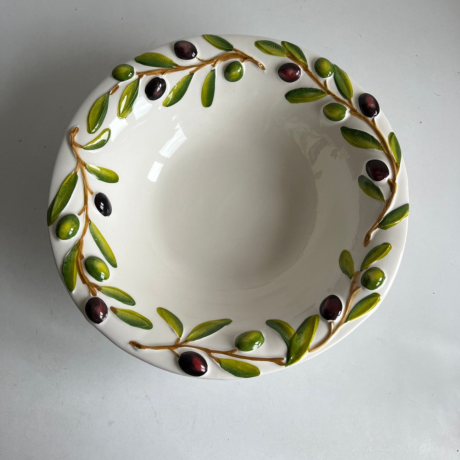 Kom olijf olijven 34 cm Bassano keramiek - NIEUW, Ophalen of Verzenden, Nieuw, Keramiek, Kom(men)