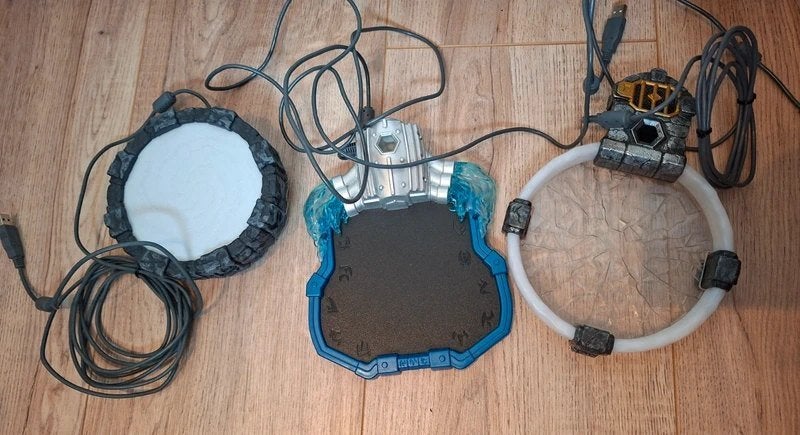 Skylanders Portalen en Figuren Set, Spelcomputers en Games, Games | Overige, Avontuur en Actie, 2 spelers, Ophalen of Verzenden
