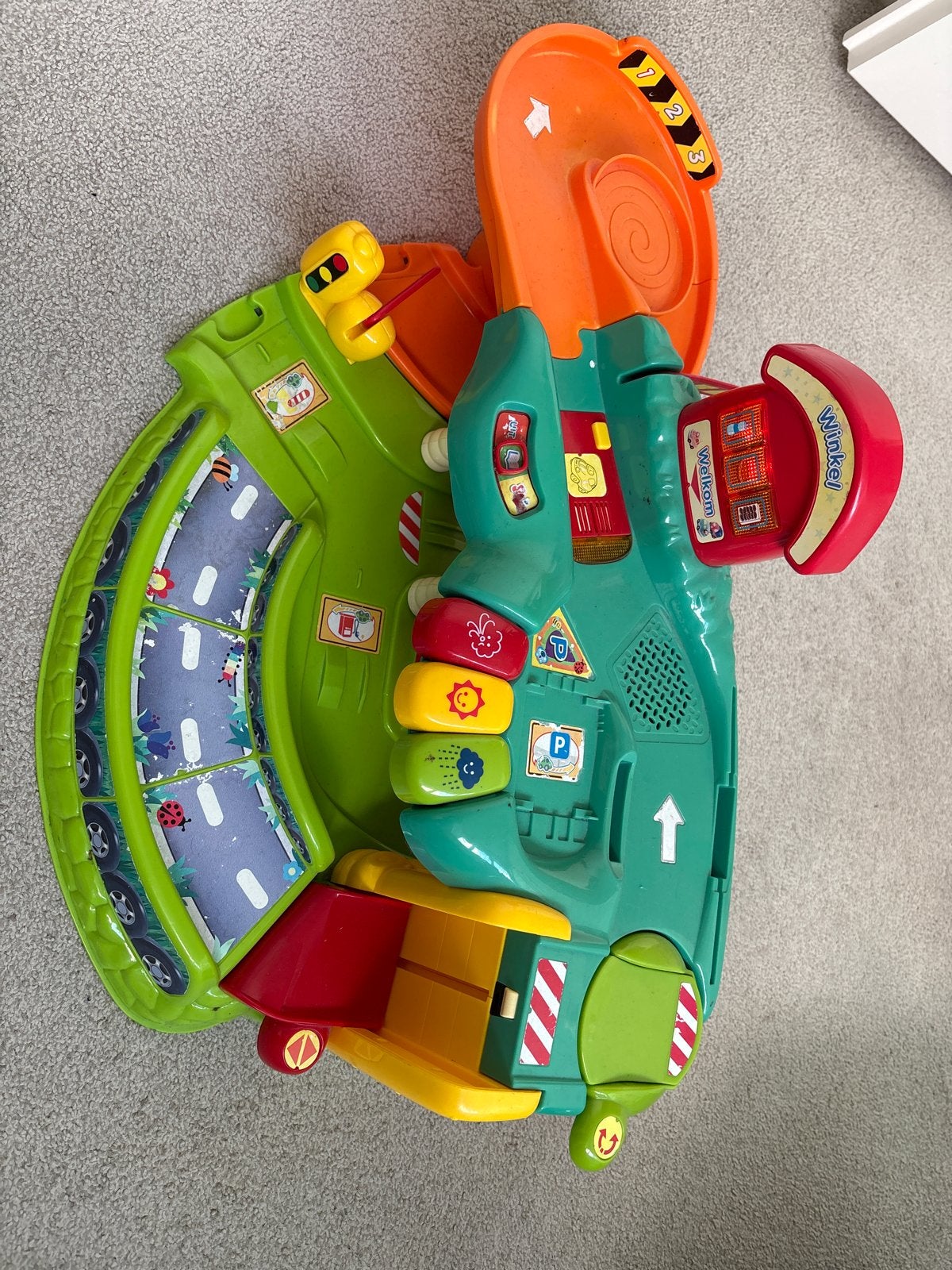 VTech Toet Toet Auto's Garage met 3 auto's, Ophalen, Zo goed als nieuw, Auto, Met geluid