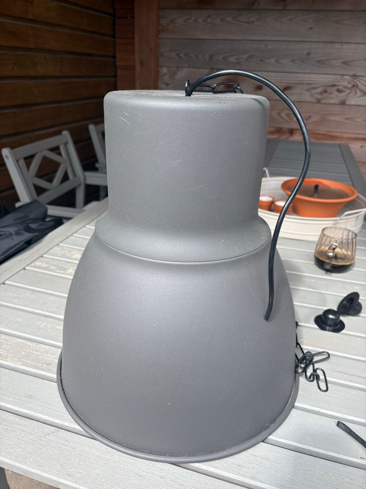 Ikea lamp, Ophalen