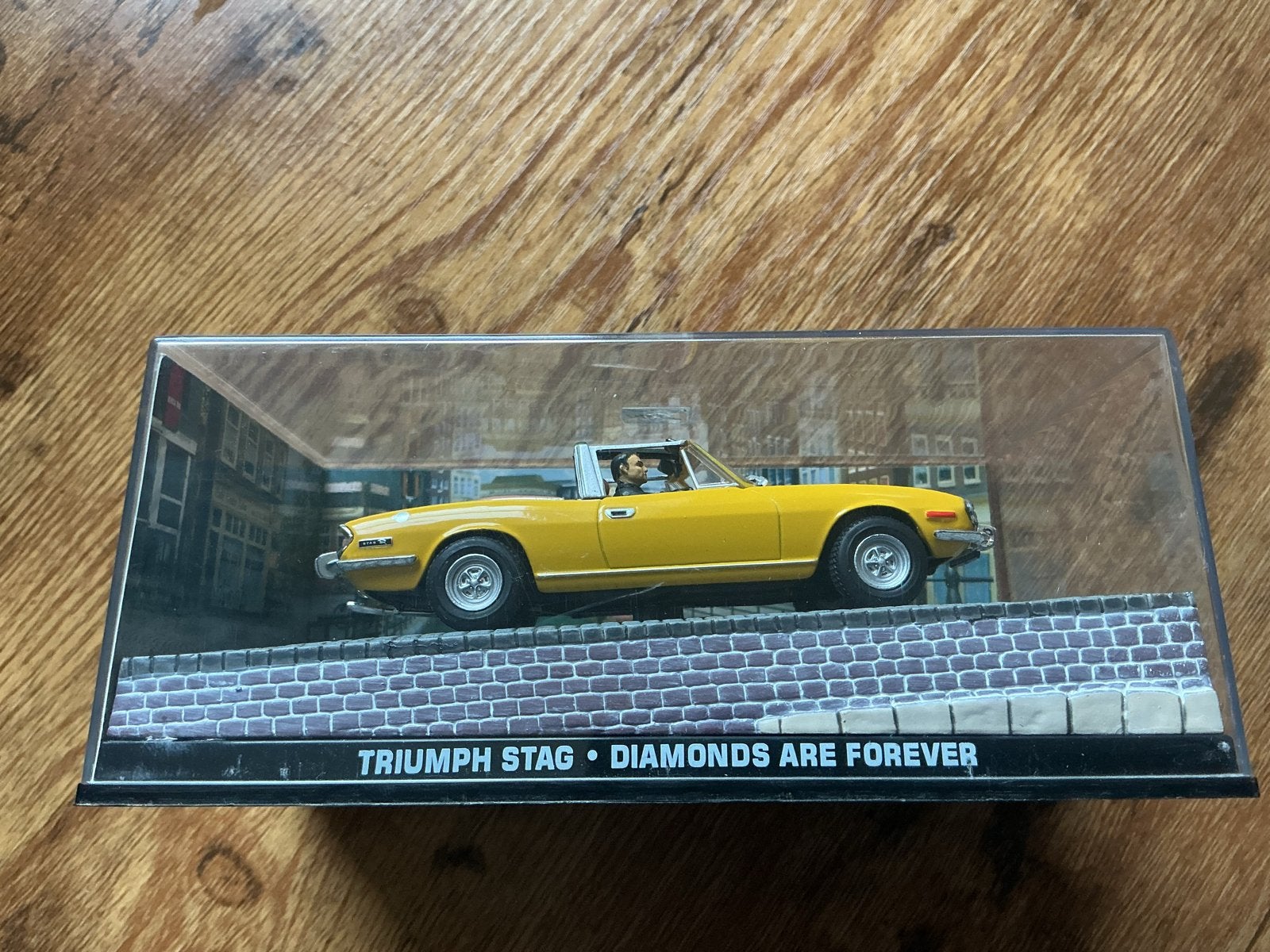 Triumph Stag 'Diamonds Are Forever' modelauto, Hobby en Vrije tijd, Ophalen, Zo goed als nieuw, Auto, Overige merken