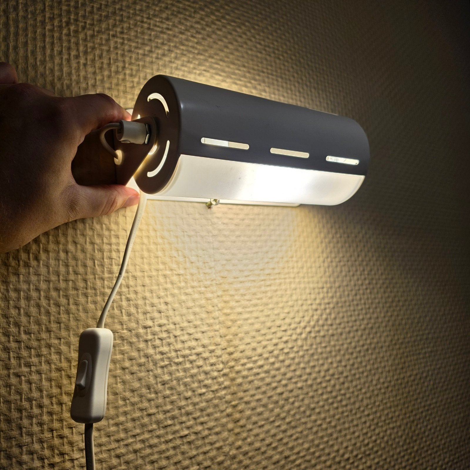 Set van 2 IKEA Smyg Wandlampen Wit Nachtlamp Leeslamp, Ophalen of Verzenden, Zo goed als nieuw, Tweepersoons