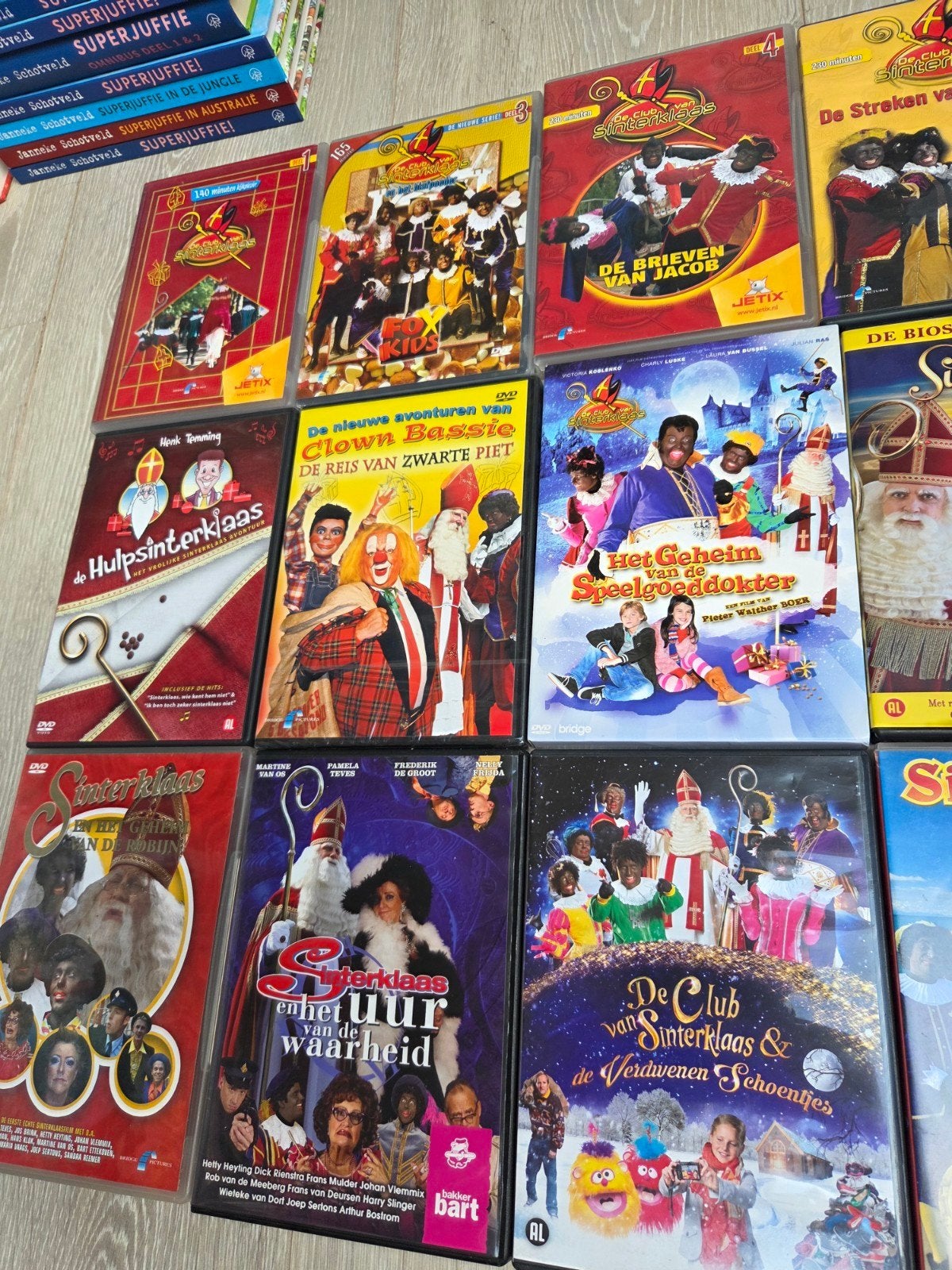 15x Sinterklaas dvd's oa De Club van Sinterklaas, Alle leeftijden, Ophalen of Verzenden, Zo goed als nieuw