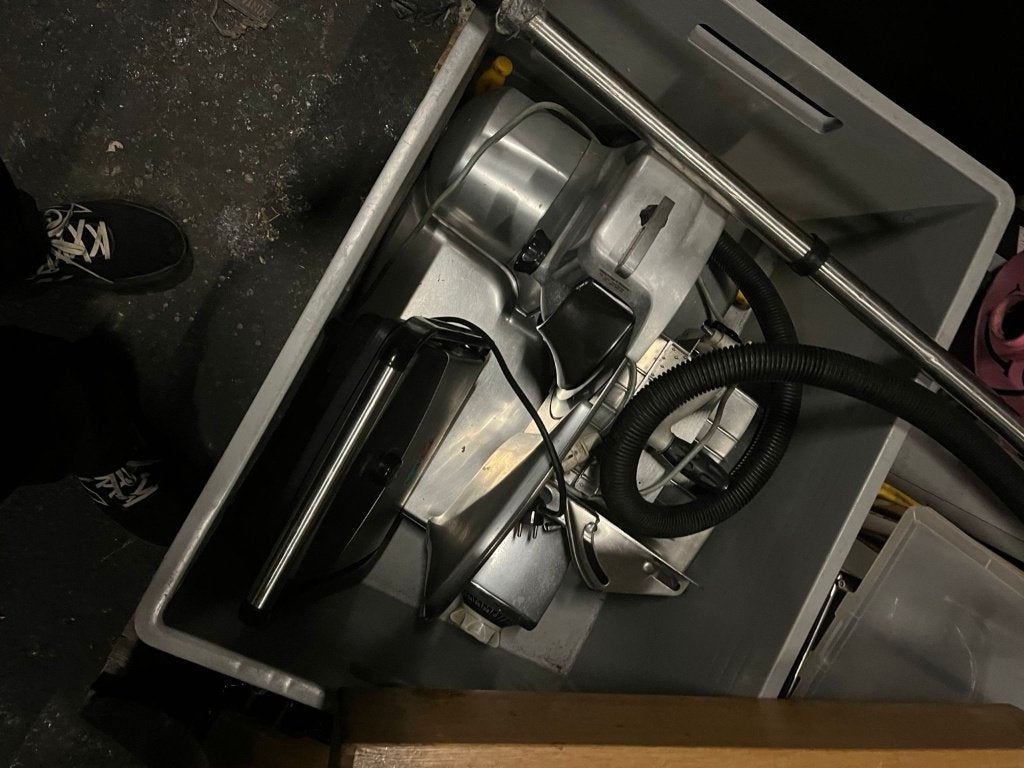 Professionele Berkel snijmachine – horeca – volledig werkend, Ophalen, Gebruikt, Zilver, Metaal