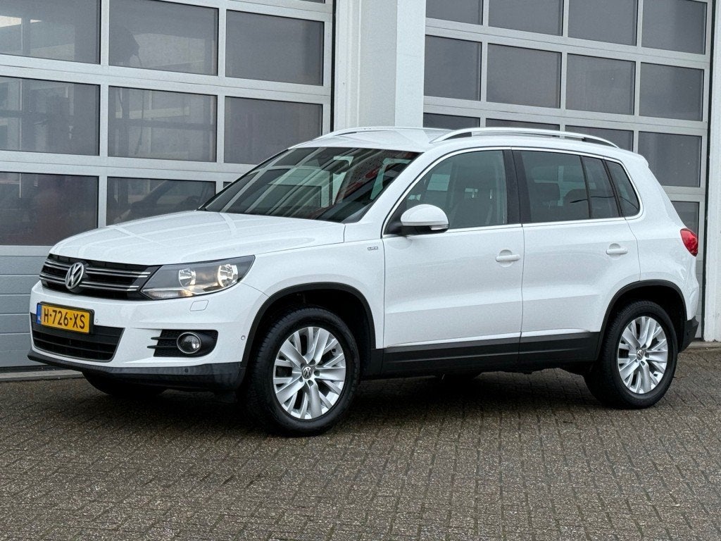 Volkswagen TIGUAN 1.4 TSI 122PK Life Navi Pdc Stoelverw Trek, Auto's, Voorwielaandrijving, Euro 5, 15 km/l, Gebruikt