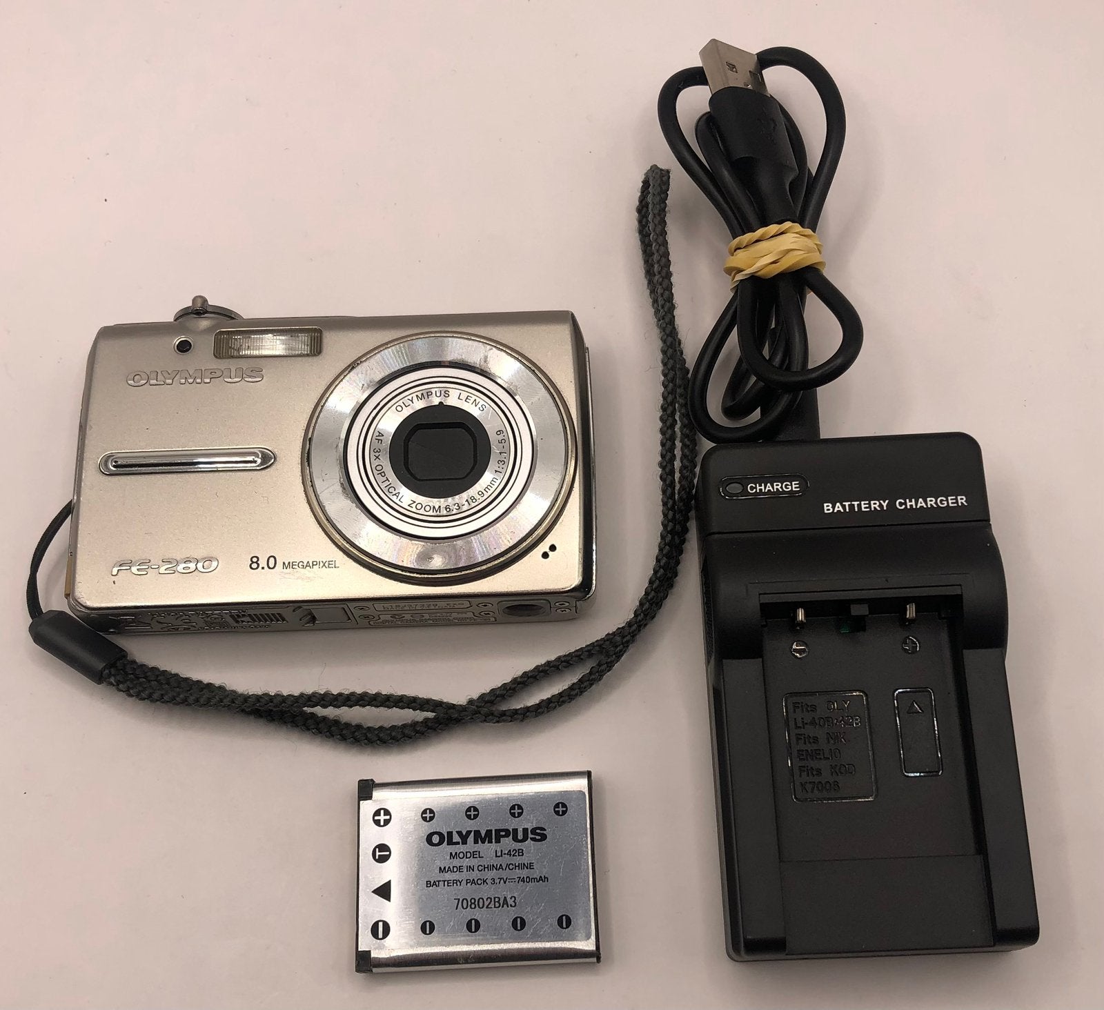 Olympus fe-280 - compact camera, Ophalen of Verzenden, Zo goed als nieuw, Olympus