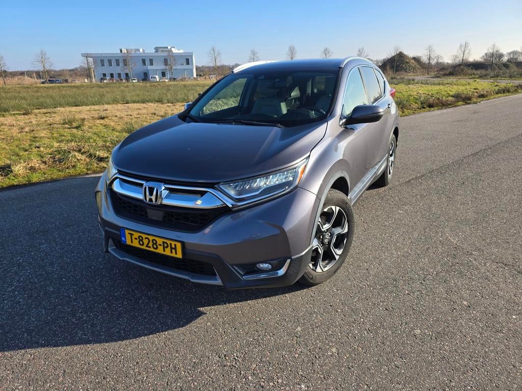 Honda CR-V AWD Touring ,lederen stoelen, schuifdak, automaat, Automaat, 1498 cc, 1581 kg, 93 €/maand