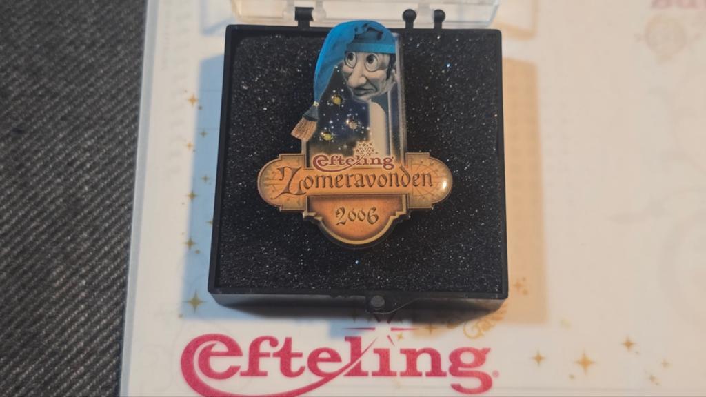 Efteling pin zomeravonden 2006, Ophalen of Verzenden, Zo goed als nieuw, Speldje of Pin