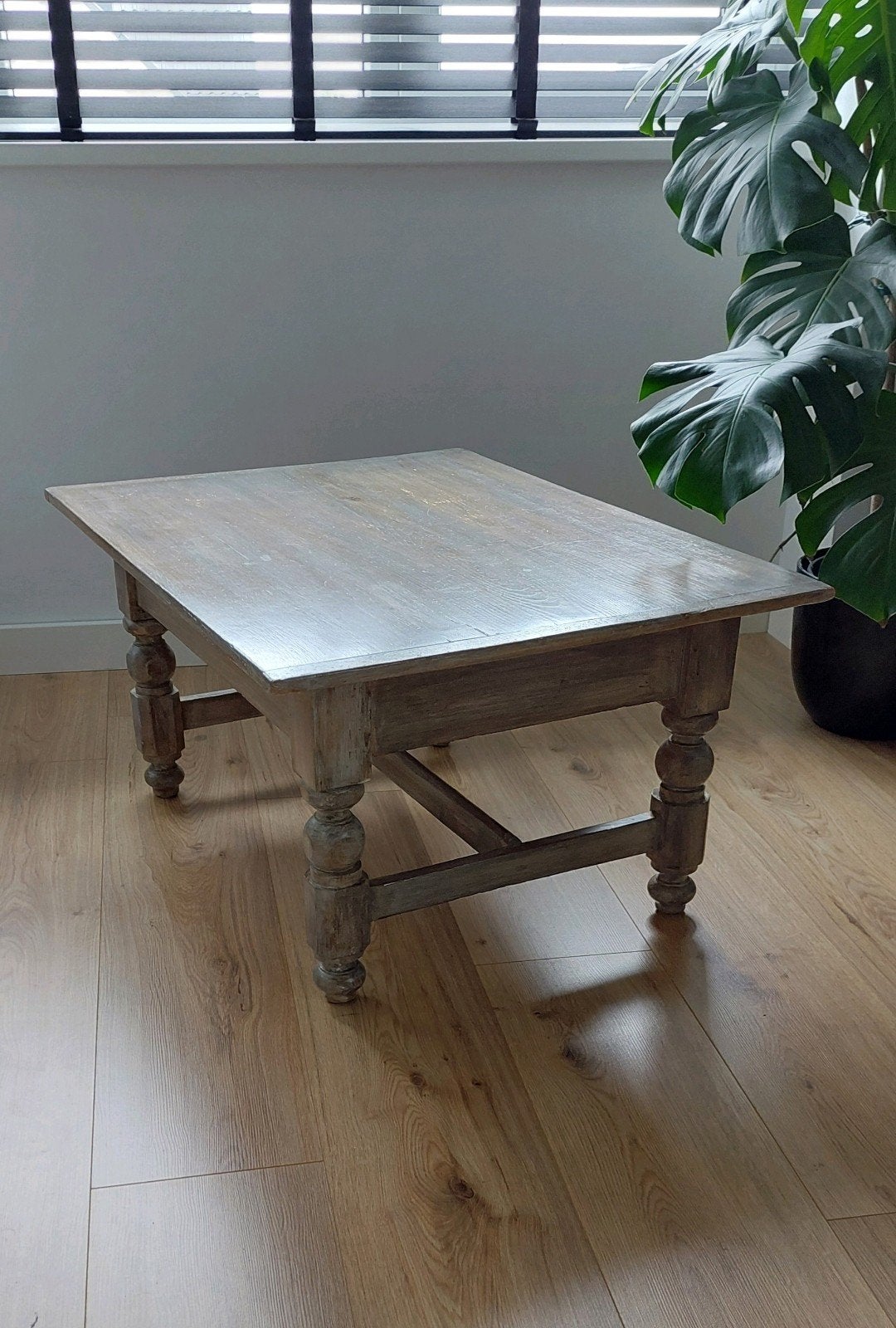 Mooie stevige salontafel
Afmetingen 72,5x96,5x48,5 cm, Ophalen, Rechthoekig, 100 tot 150 cm, 50 tot 100 cm