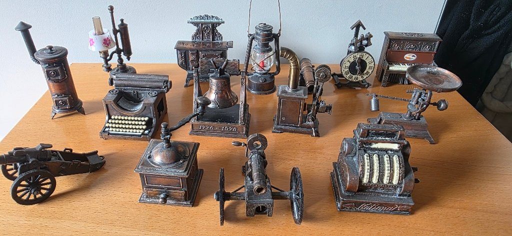 Bronzen miniaturen, Antiek en Kunst, Ophalen of Verzenden, Brons