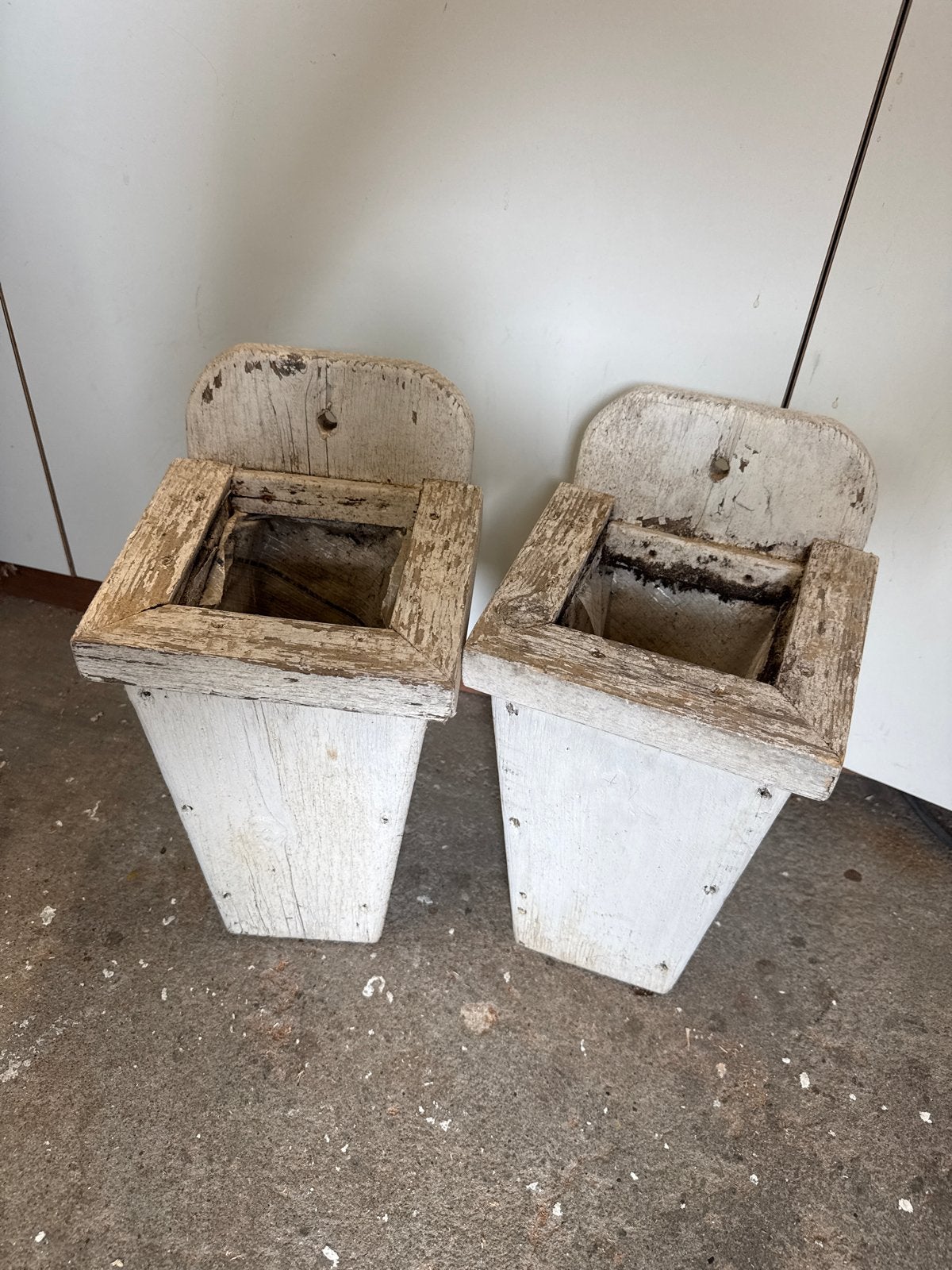 Twee leuke bloempotten van steigerhout - 39x20 cm, Ophalen, Gebruikt, Minder dan 60 cm, Vierkant
