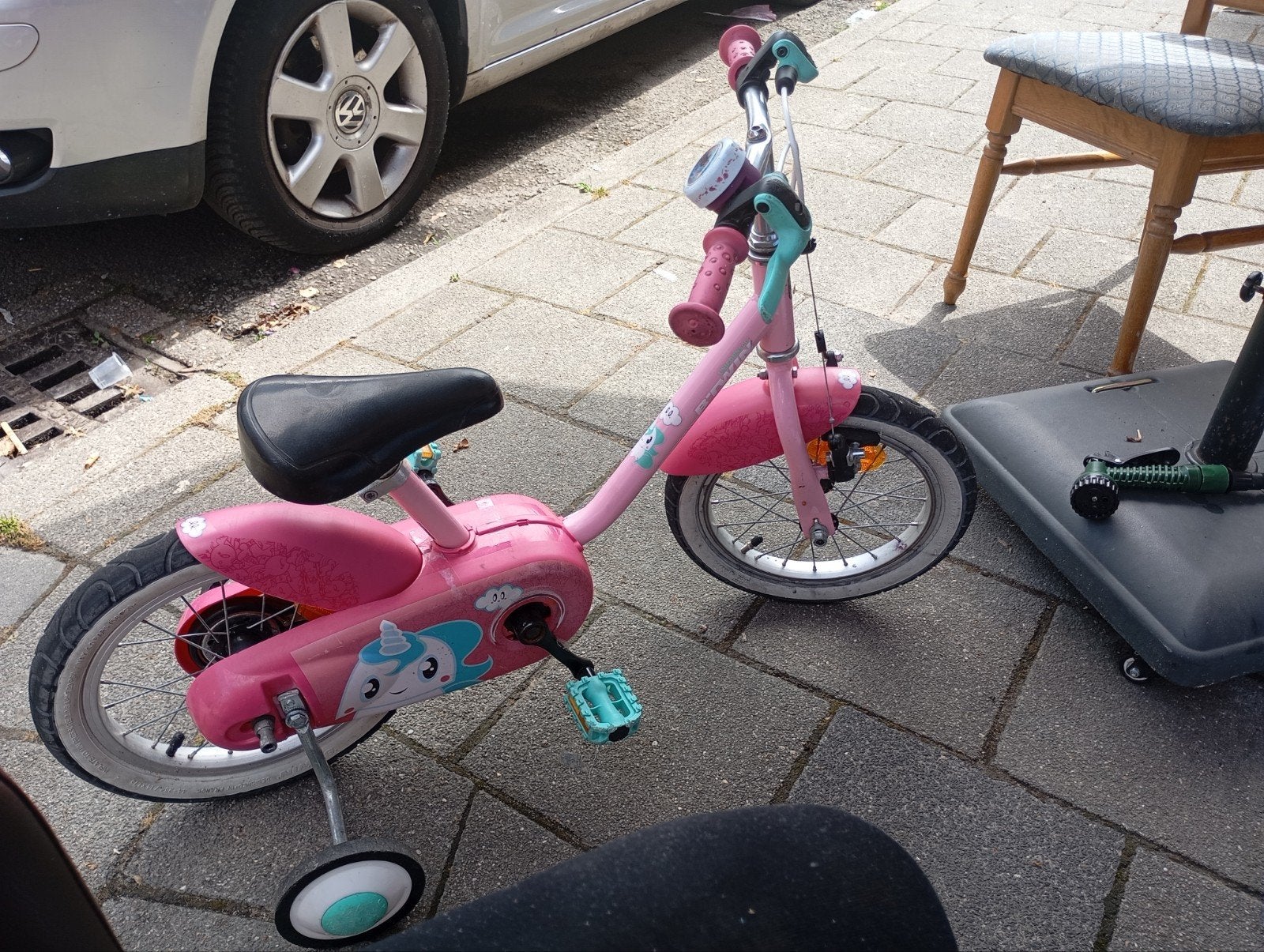 Roze meisjesfiets met zijwieltjes - 16 inch, Fietsen en Brommers, Fietsen | Meisjes, Gebruikt, Velgrem, Ophalen of Verzenden, Handrem