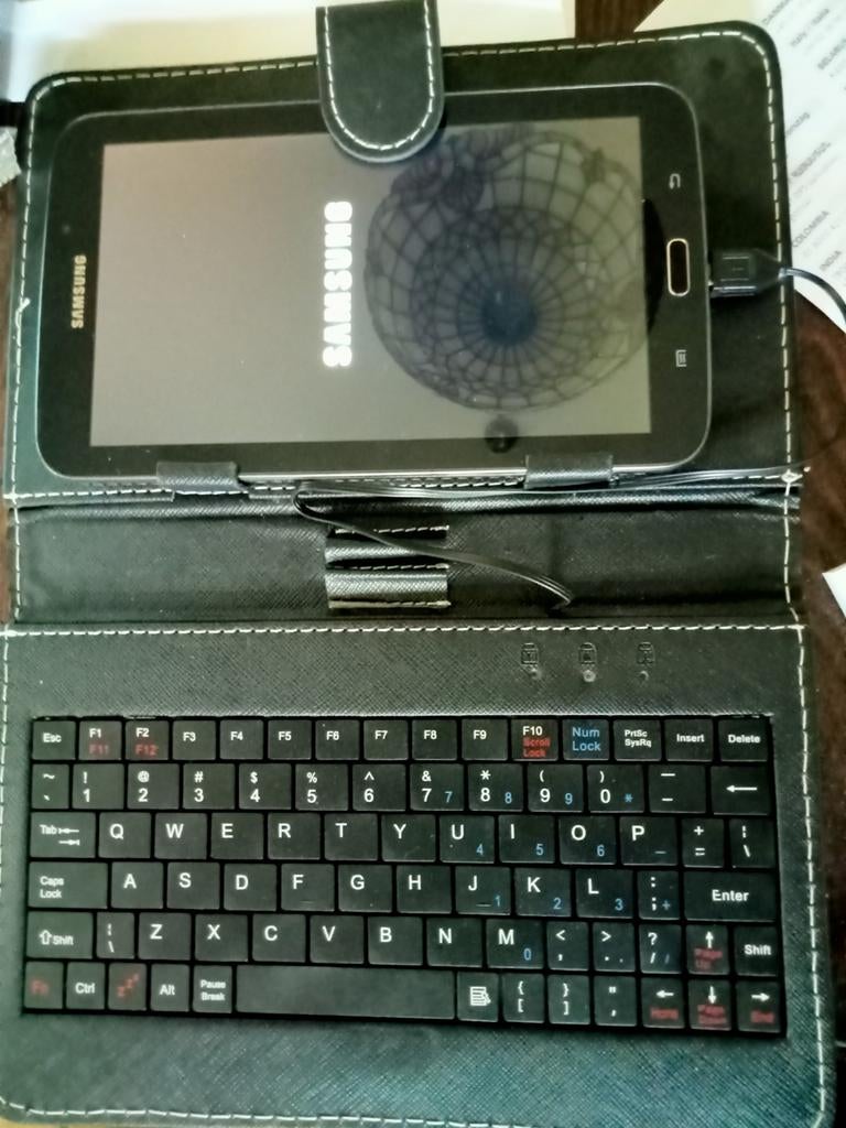 Samsung tablet met los toetsenbord in een map, Computers en Software, Android Tablets, Ophalen of Verzenden, 10 inch, 16 GB