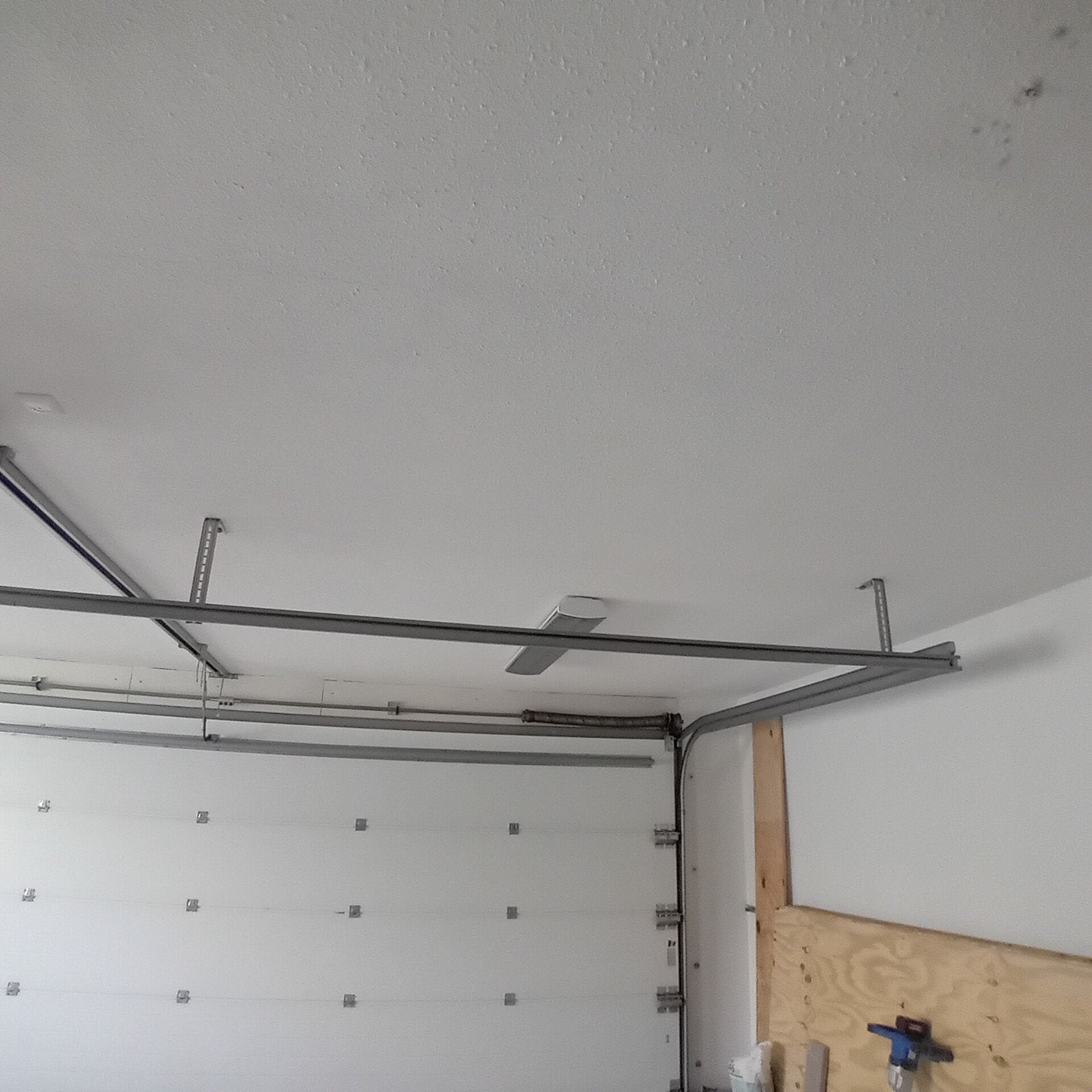 Garagedeur, Ophalen