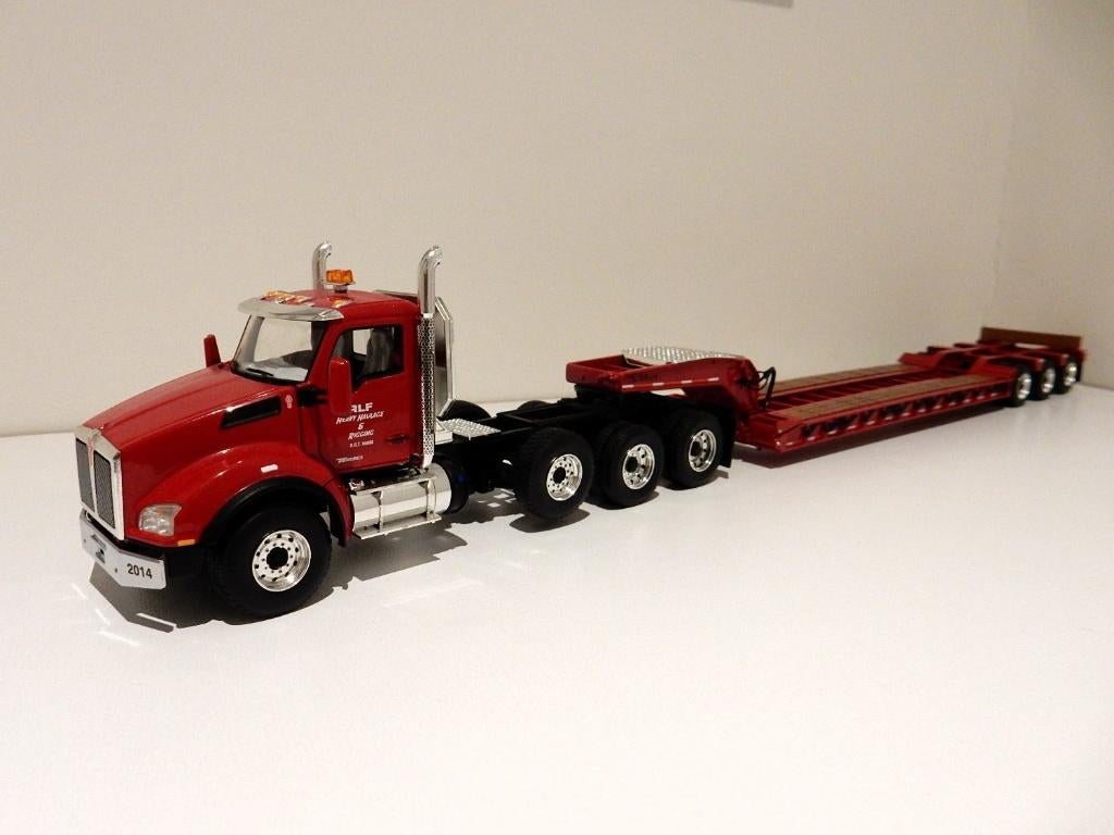 First Gear 59-3282 Kenworth T880 + Lowboy trailer RLF 1/50, Hobby en Vrije tijd, Ophalen of Verzenden, Nieuw, Bus of Vrachtwagen