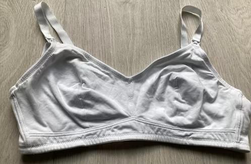 Witte voedings BH maat 95D, Kleding | Dames, Wit, Ophalen of Verzenden, Queentex, Lingerie of Zwemkleding