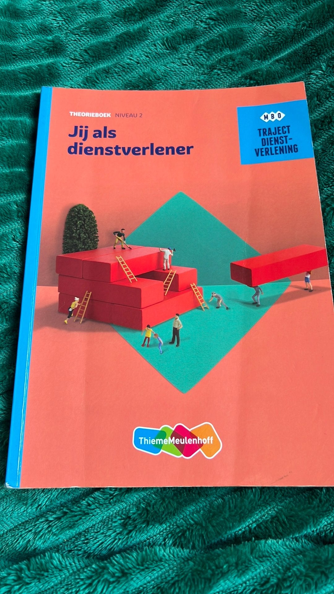 Theorie boek niveau 2 jij als dienstverlener, Ophalen of Verzenden, Zo goed als nieuw, Overige niveaus, Nederlands